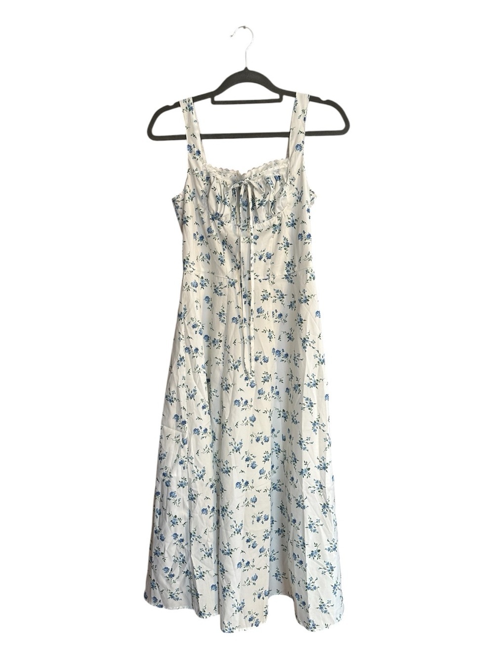 Floral Dress with Blue Bouquet Print White Size Medium